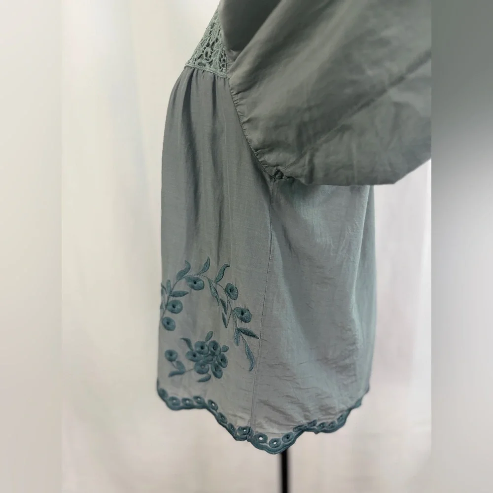 Hazel Sage Green Embroidered Crochet Lace Boho Peasant Blouse Top Size S